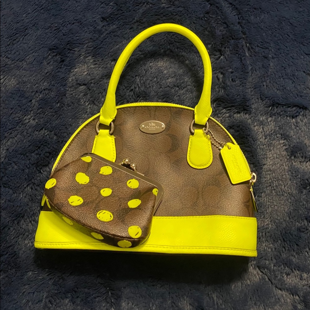 Coach Satchel w/coin purse